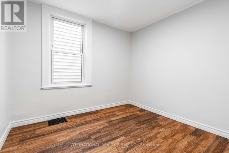 3 - 221 HAMILTON ROAD, London East (East N), Ontario, N5Z1P9