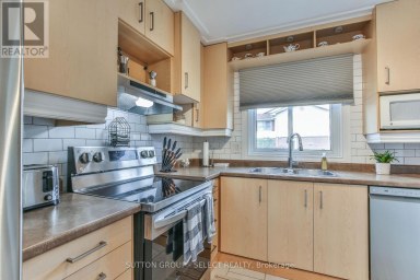 226 - 230 CLARKE ROAD London East (East I) Ontario photo 6