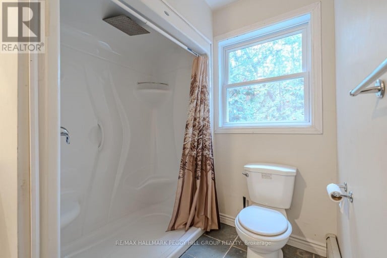 4 CLOVER COURT, Kawartha Lakes, Ontario, K0M2A0