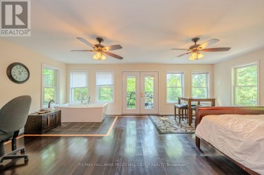 4 CLOVER COURT Kawartha Lakes Ontario photo 13