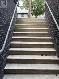 LOWER - 249 SILVERTHORN AVENUE Toronto (Weston-Pellam Park) Ontario photo 2