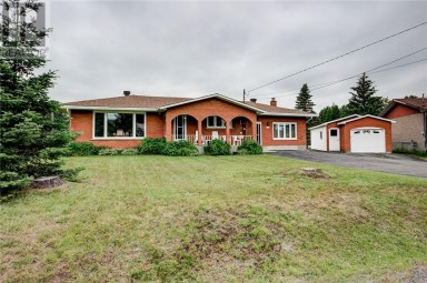 1721 Charles Court, Val Caron, Ontario