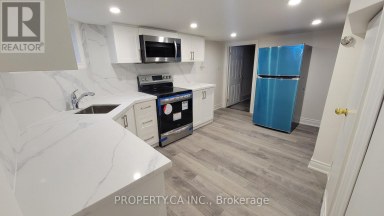 625 RHODES AVENUE Toronto (Greenwood-Coxwell) Ontario photo 2