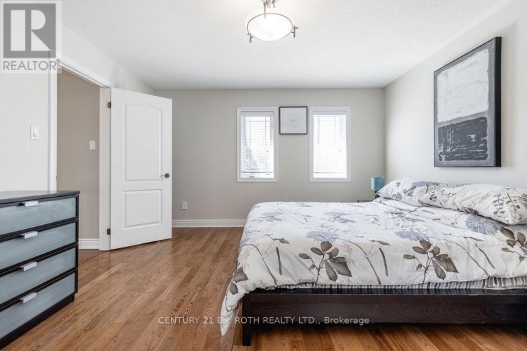 12 LLOYD COOK DRIVE E, Springwater (Snow Valley), Ontario, L0L1Y3