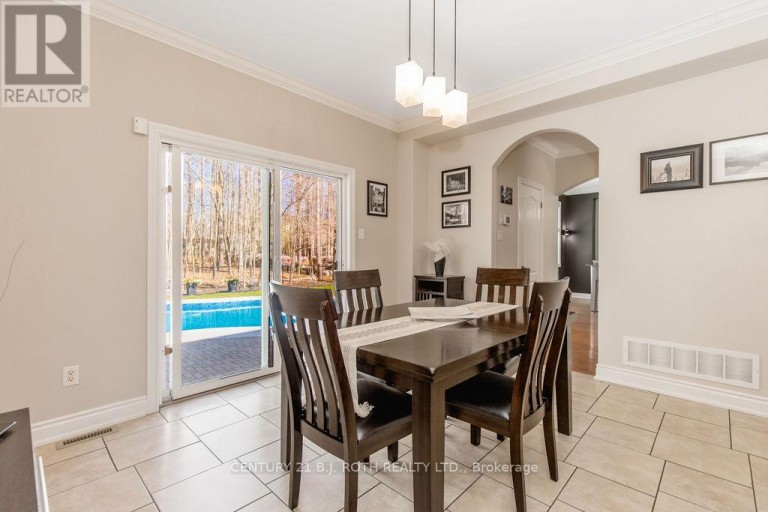 12 LLOYD COOK DRIVE E, Springwater (Snow Valley), Ontario, L0L1Y3
