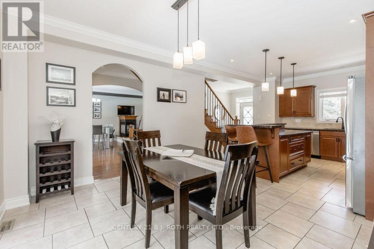 12 LLOYD COOK DRIVE E, Springwater (Snow Valley), Ontario, L0L1Y3