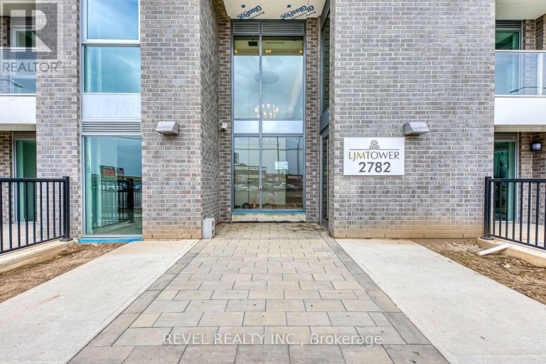 1107 - 2782 BARTON STREET E, Hamilton (Riverdale), Ontario, L8E0L3