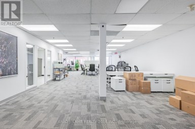 5-201 - 2600 SKYMARK AVENUE Mississauga (Airport Corporate) Ontario photo 9