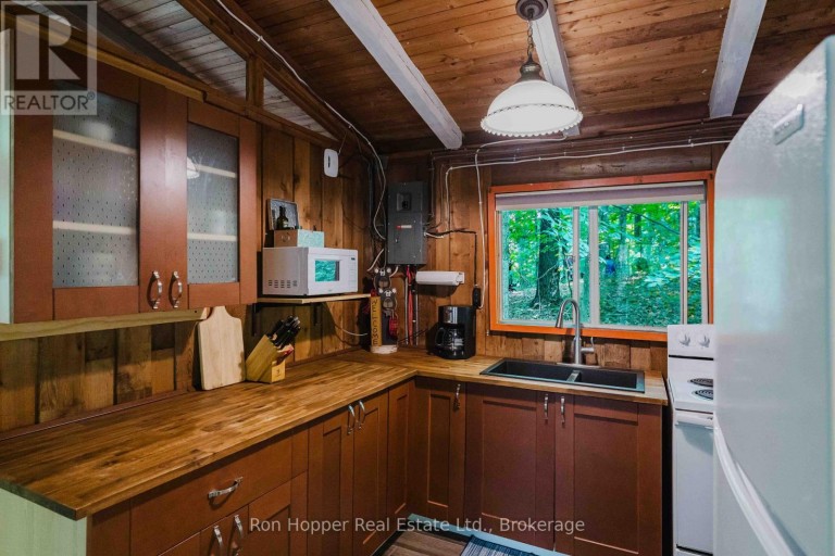 15 BURTON CRESCENT, South Bruce Peninsula, Ontario, N0H2G0