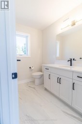 18 HAWKS GATE Central Elgin Ontario photo 15