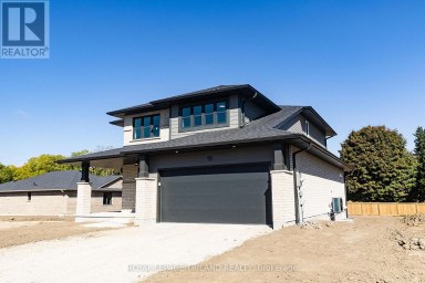18 HAWKS GATE Central Elgin Ontario photo 2