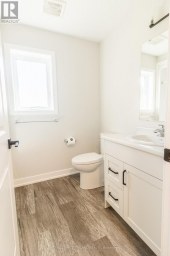 18 HAWKS GATE Central Elgin Ontario photo 20