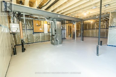 18 HAWKS GATE Central Elgin Ontario photo 22