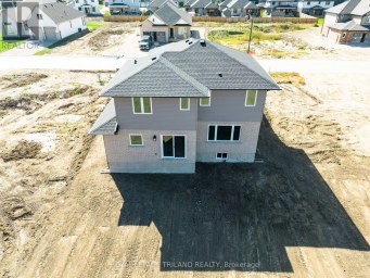 18 HAWKS GATE Central Elgin Ontario photo 28