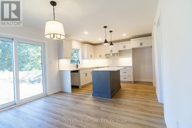 18 HAWKS GATE Central Elgin Ontario photo 6