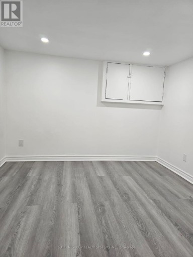 137B CHATHAM AVENUE, Toronto (Blake-Jones), Ontario, M4J1K8