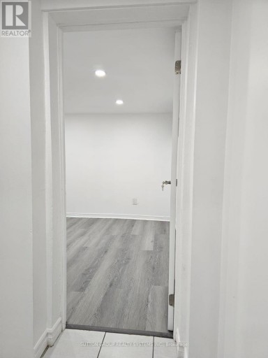 137B CHATHAM AVENUE, Toronto (Blake-Jones), Ontario, M4J1K8