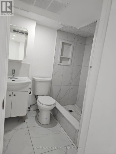 137B CHATHAM AVENUE, Toronto (Blake-Jones), Ontario, M4J1K8