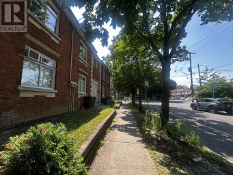 137B CHATHAM AVENUE Toronto (Blake-Jones) Ontario photo 17