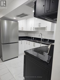 137B CHATHAM AVENUE Toronto (Blake-Jones) Ontario photo 3