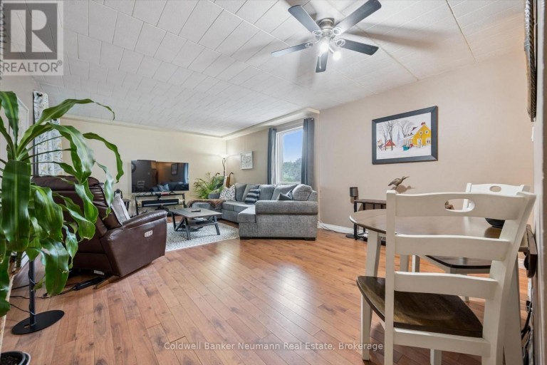 411 - 7 AJAX STREET, Guelph (Junction/Onward Willow), Ontario, N1H2A9