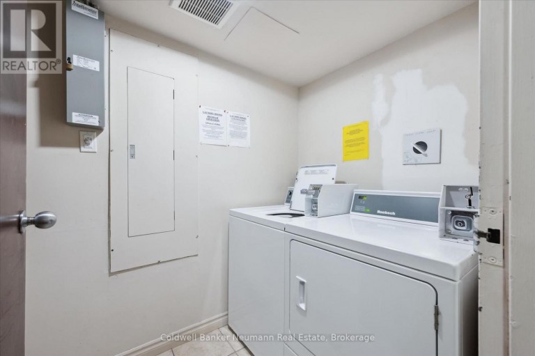 411 - 7 AJAX STREET, Guelph (Junction/Onward Willow), Ontario, N1H2A9