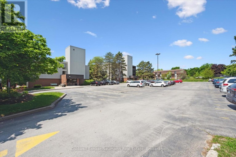 411 - 7 AJAX STREET, Guelph (Junction/Onward Willow), Ontario, N1H2A9