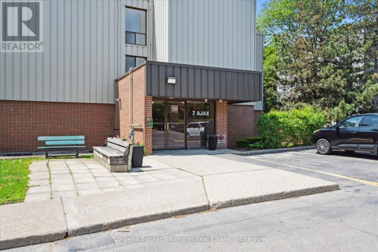 411 - 7 AJAX STREET, Guelph (Junction/Onward Willow), Ontario, N1H2A9