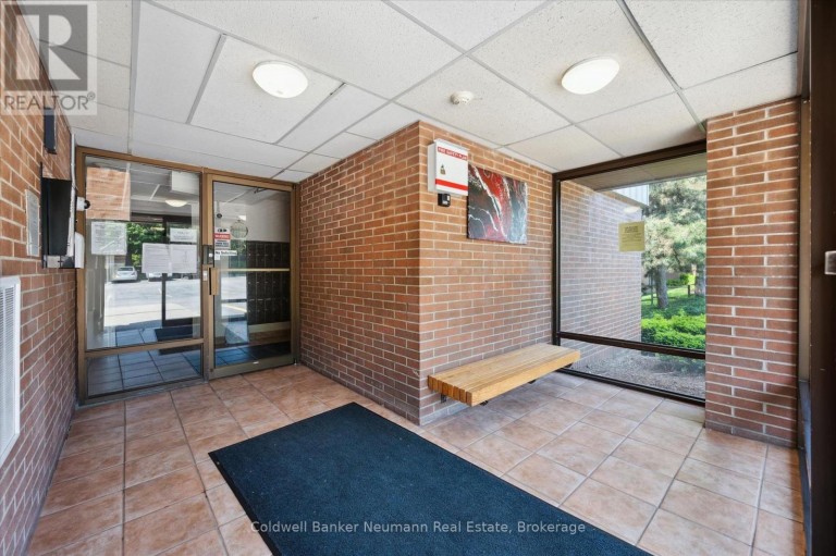 411 - 7 AJAX STREET, Guelph (Junction/Onward Willow), Ontario, N1H2A9