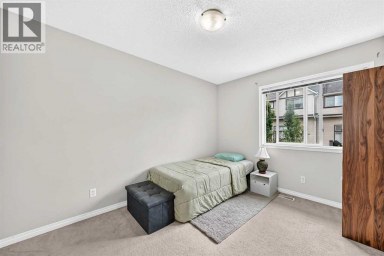 53 Everhollow Park SW Calgary Alberta photo 25