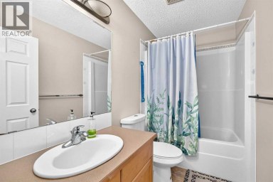 53 Everhollow Park SW Calgary Alberta photo 29