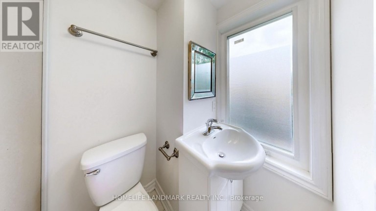98 GLEN CAMERON ROAD, Markham (Thornhill), Ontario, L3T1P8