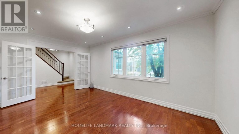 98 GLEN CAMERON ROAD, Markham (Thornhill), Ontario, L3T1P8
