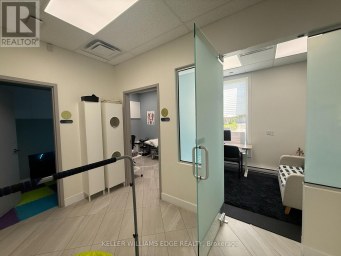51 BENTON STREET Kitchener Ontario photo 14