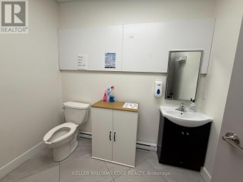 51 BENTON STREET Kitchener Ontario photo 19