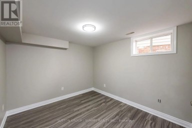 52 MARION STREET Hamilton (Mount Hope) Ontario photo 12