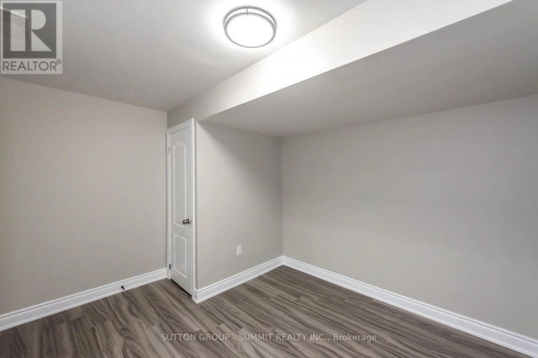 52 MARION STREET, Hamilton (Mount Hope), Ontario, L0R1W0