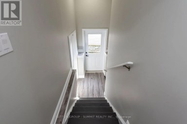 52 MARION STREET Hamilton (Mount Hope) Ontario photo 7