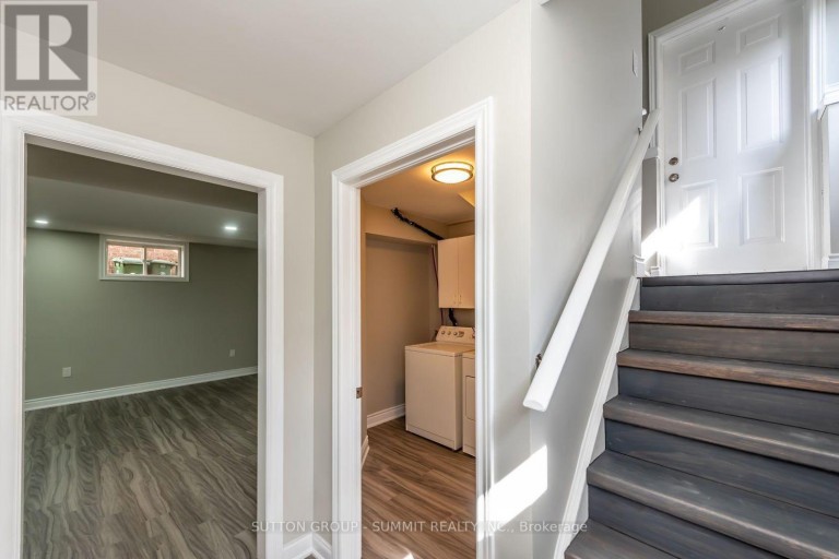 52 MARION STREET, Hamilton (Mount Hope), Ontario, L0R1W0