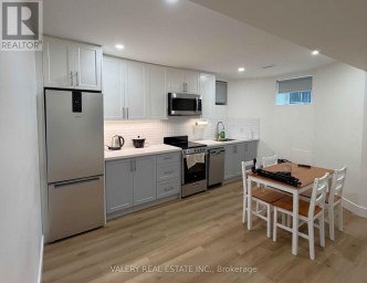 LOWER - 1502 DUFFERIN STREET Toronto (Dovercourt-Wallace Emerson-Junction) Ontario photo 1