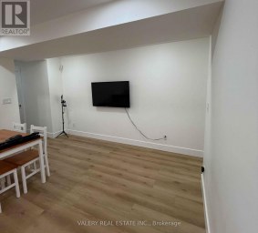 LOWER - 1502 DUFFERIN STREET Toronto (Dovercourt-Wallace Emerson-Junction) Ontario photo 9