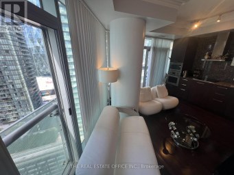 2511 - 14 YORK STREET Toronto (Waterfront Communities) Ontario photo 8
