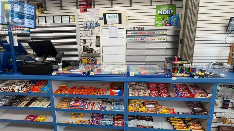 5&6 - 1 MINTLEAF GATE N, Markham (Markham Village), Ontario, L3P5X4
