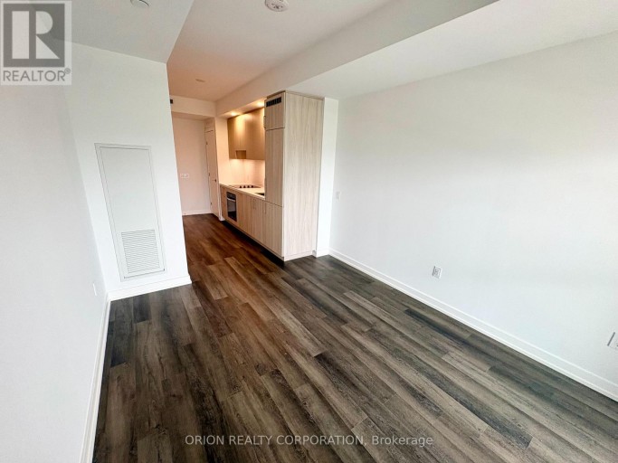 211 - 5 MEADOWDALE ROAD, Vaughan (Vaughan Corporate Centre), Ontario, L4K0C7