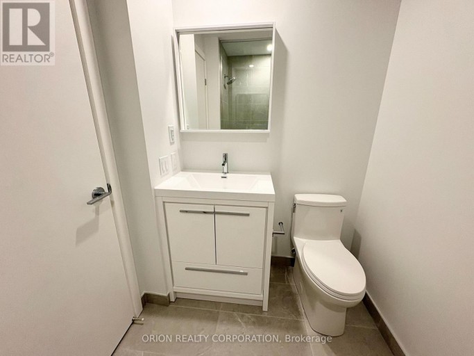 211 - 5 MEADOWDALE ROAD, Vaughan (Vaughan Corporate Centre), Ontario, L4K0C7