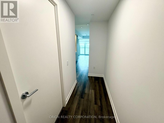 211 - 5 MEADOWDALE ROAD, Vaughan (Vaughan Corporate Centre), Ontario, L4K0C7