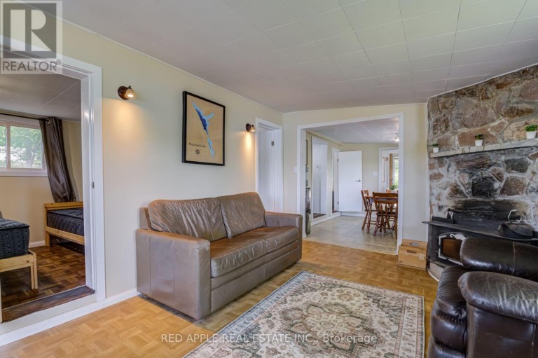 17568 HWY #41, Addington Highlands (Addington Highlands), Ontario, K0H1K0