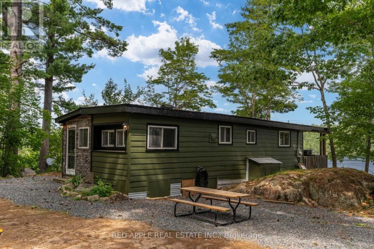 17568 HWY #41, Addington Highlands (Addington Highlands), Ontario, K0H1K0
