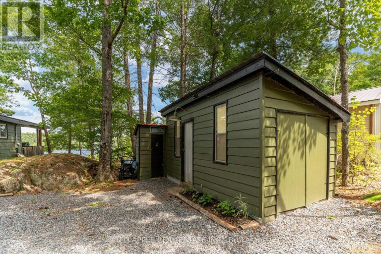 17568 HWY #41, Addington Highlands (Addington Highlands), Ontario, K0H1K0