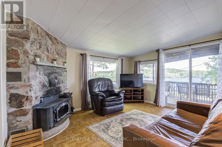 17568 HWY #41, Addington Highlands (Addington Highlands), Ontario, K0H1K0